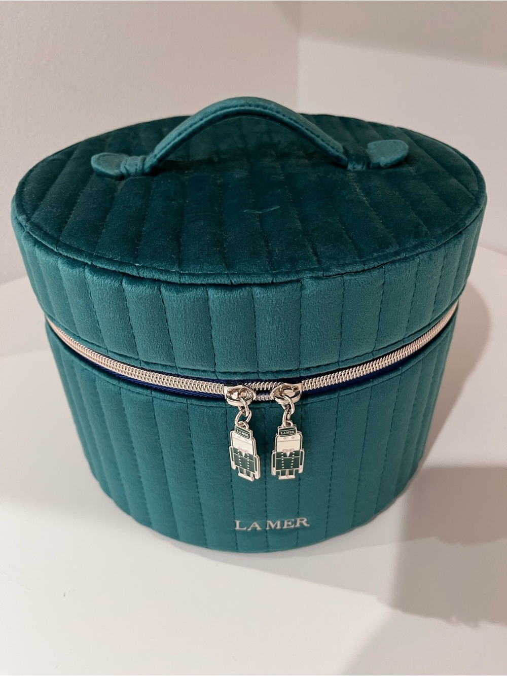 La Mer Teal Quilted Vanity Case/Jewelry Bag